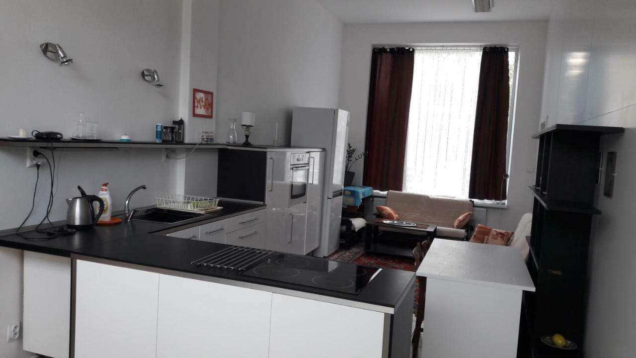 Apartman Yvet Sucany Eksteriør bilde